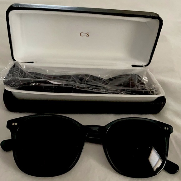 Classic Specs aviator style sunglasses